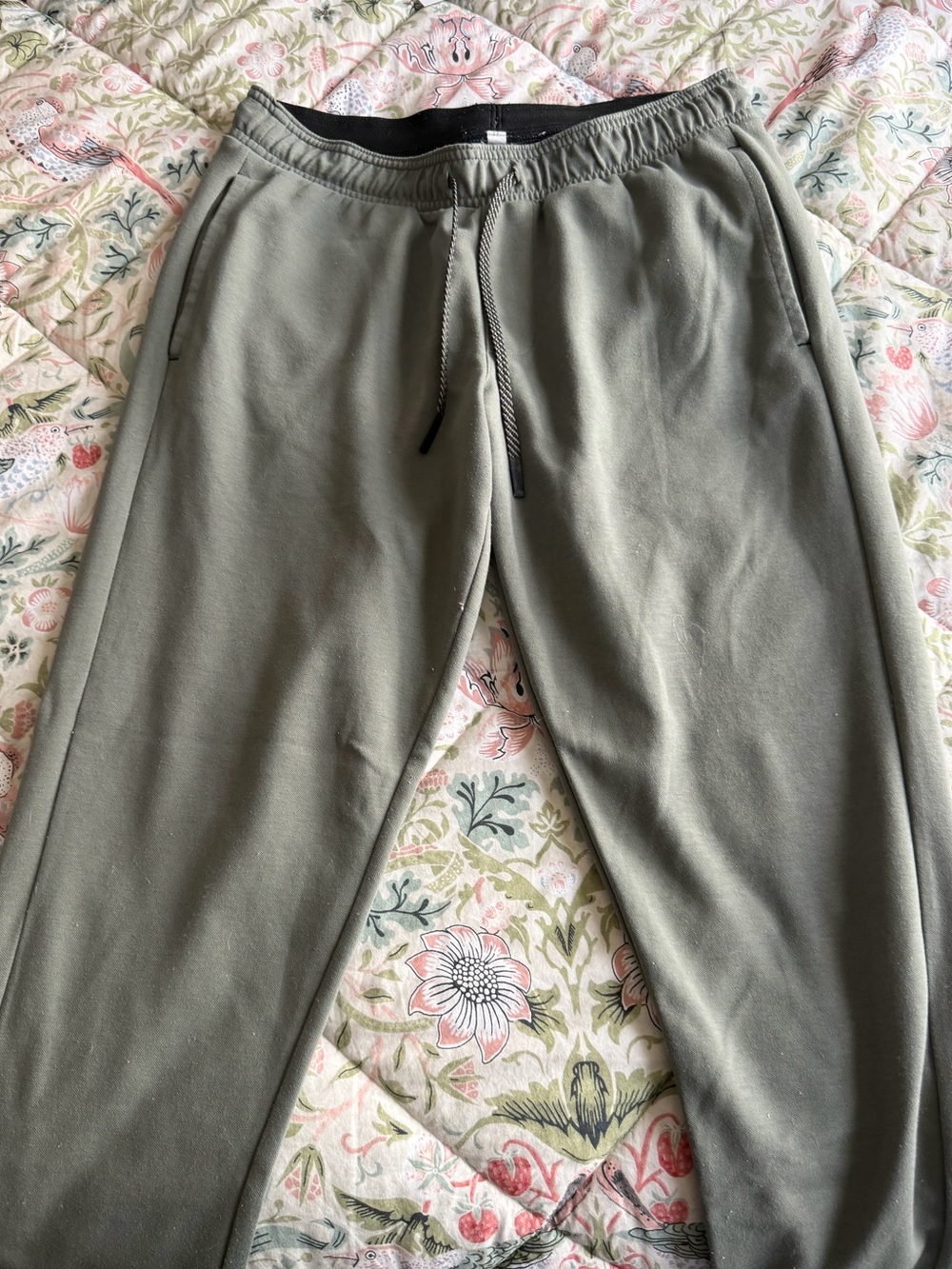 Travis Mathew Drawstring Sweatpants